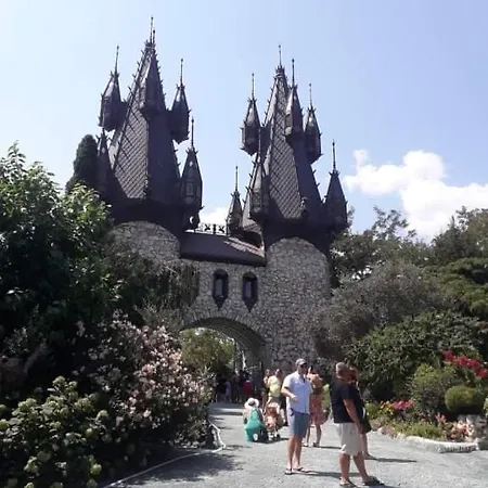 Horizont Ii - Side Sea View *